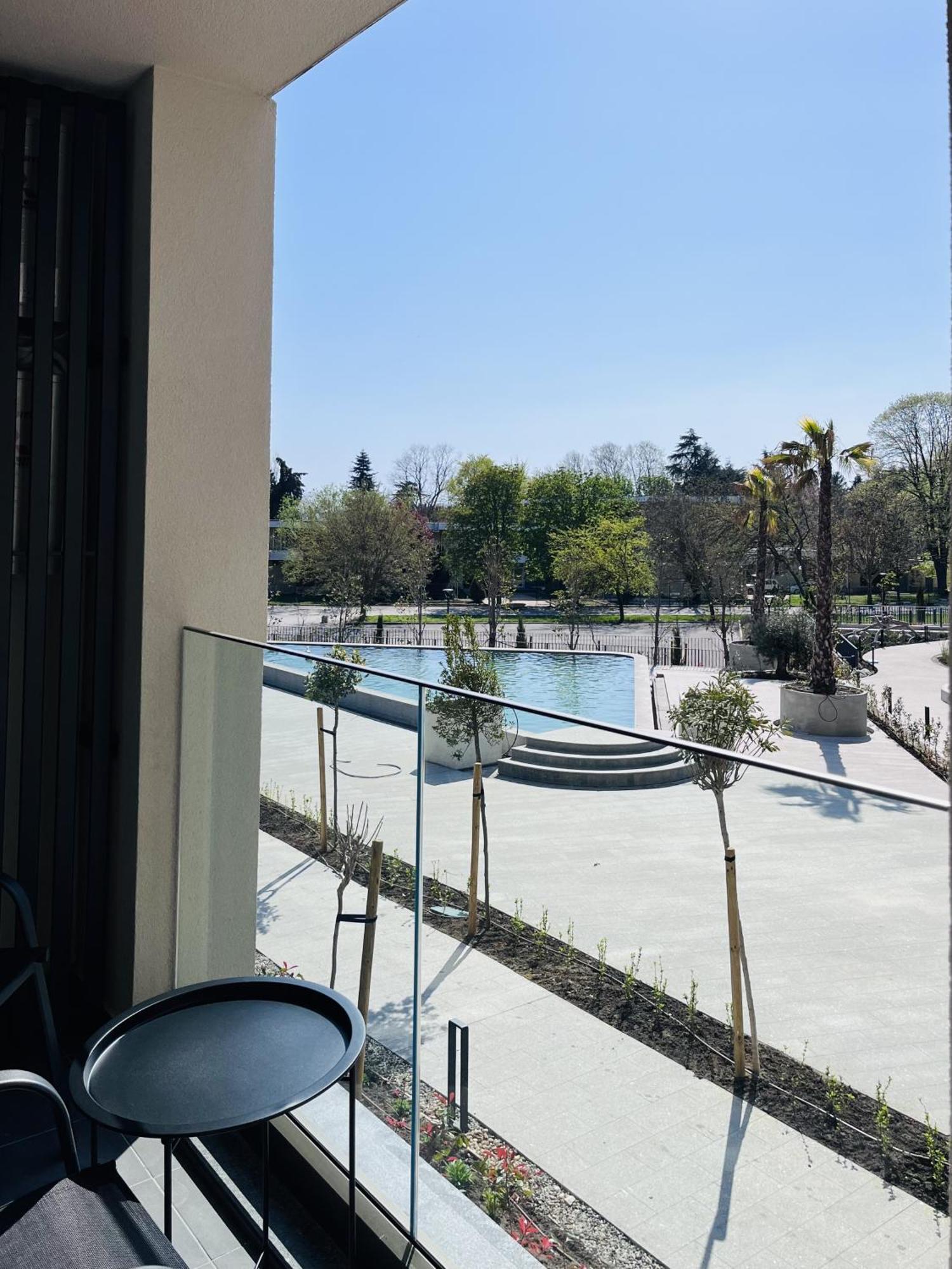 Exclusive St Constantine Suites Святые Константин и Елена Экстерьер фото