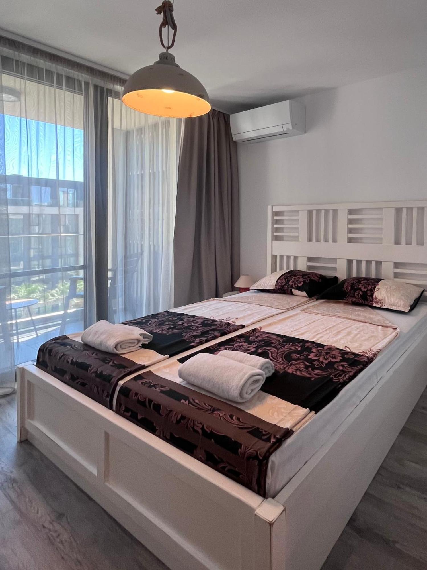 Exclusive St Constantine Suites Святые Константин и Елена Экстерьер фото